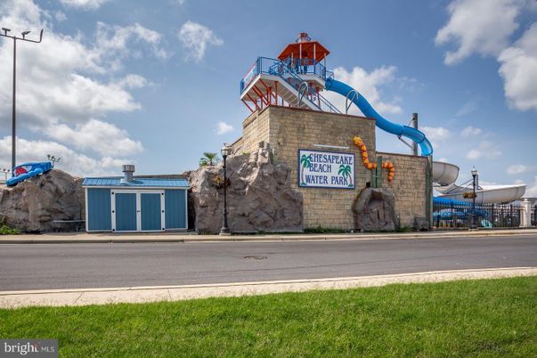 Exterior, Playground