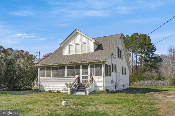Exterior, Facade, Cape Cod
