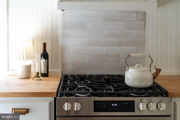 Interior, Kitchen, Stainless Steel Appliances
