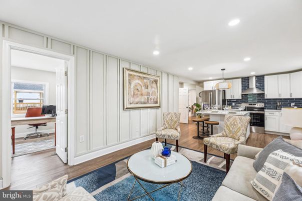Home Office, Interior, Kitchen, Living room, Pendant Lights, Recessed Lighting, Stainless Steel Appliances, Wood Texture Flooring