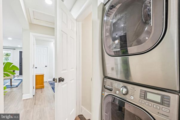 Interior, Recessed Lighting, Utility Closets, Washer, Wood Texture Flooring
