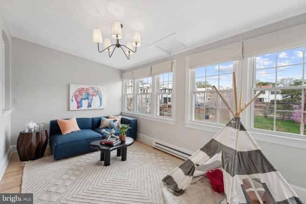 Chandelier, Interior, Living room, Wood Texture Flooring