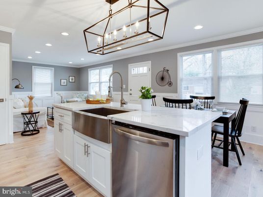 Dining room, Interior, Kitchen, Pendant Lights, Recessed Lighting, Stainless Steel Appliances, Wood Texture Flooring