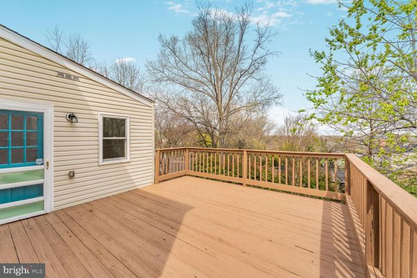 Exterior, Wood Texture Flooring