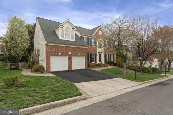 Attached, Exterior, Facade, Brick Facade, Cape Cod