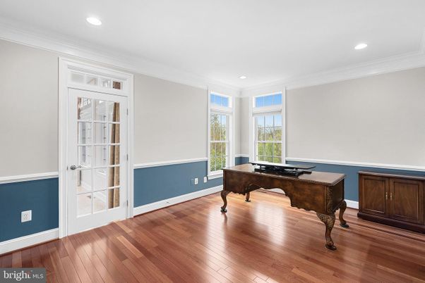 Game Room, Interior, Piano, Recessed Lighting, Wood Texture Flooring
