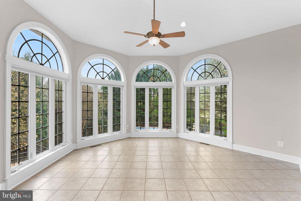 Empty room, Interior, Sun Room