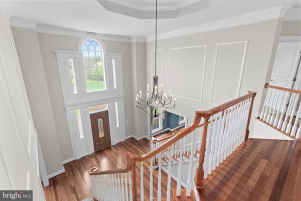 Chandelier, Interior, Wood Texture Flooring