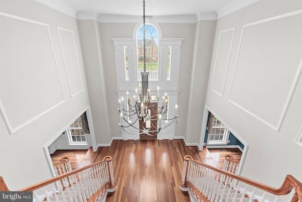 Chandelier, Interior, Wood Texture Flooring