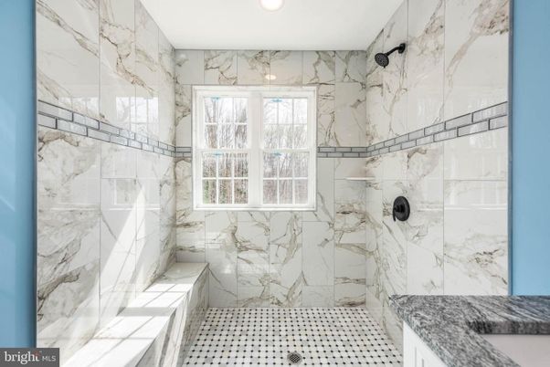 Bathroom, Interior, Marble Walls, Recessed Lighting