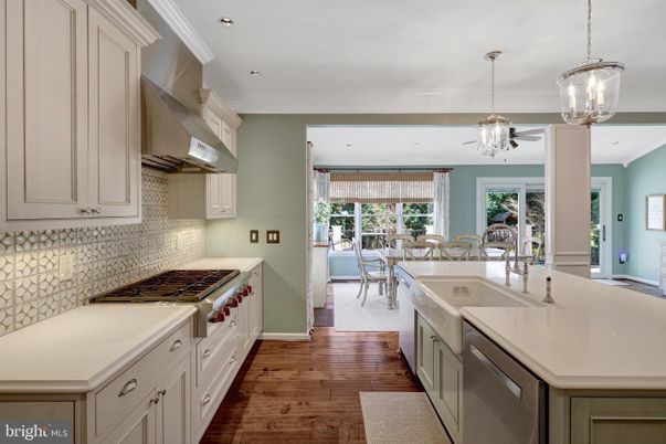 Dining room, Interior, Kitchen, Living room, Pendant Lights, Recessed Lighting, Wood Texture Flooring