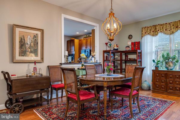 Chandelier, Dining room, Interior, Kitchen, Pendant Lights, Recessed Lighting, Wood Texture Flooring