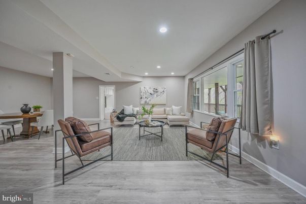 Dining room, Interior, Living room, Recessed Lighting, Wood Texture Flooring