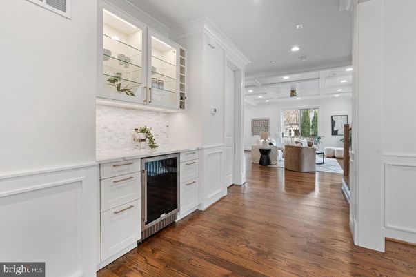 Interior, Kitchen, Living room, Recessed Lighting, Wood Texture Flooring