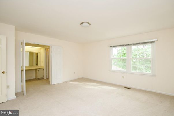 Bathroom, Empty room, Interior