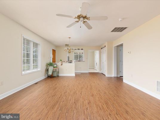 Chandelier, Empty room, Interior, Wood Texture Flooring