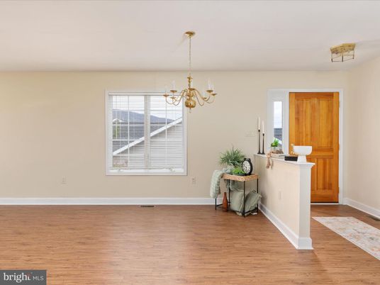 Chandelier, Empty room, Interior, Wood Texture Flooring