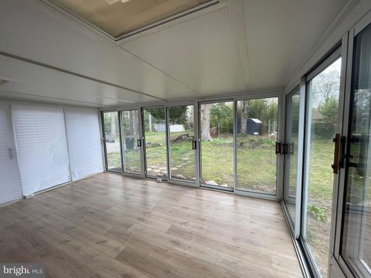 Interior, Sun Room, Wood Texture Flooring