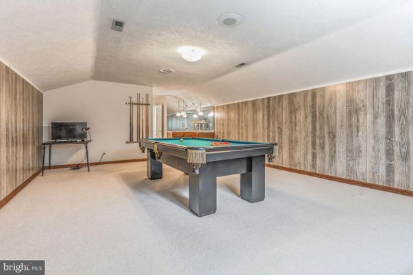 Billiard Table, Game Room, Interior
