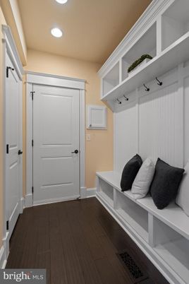 Interior, Recessed Lighting, Walk-in Closets, Wood Texture Flooring