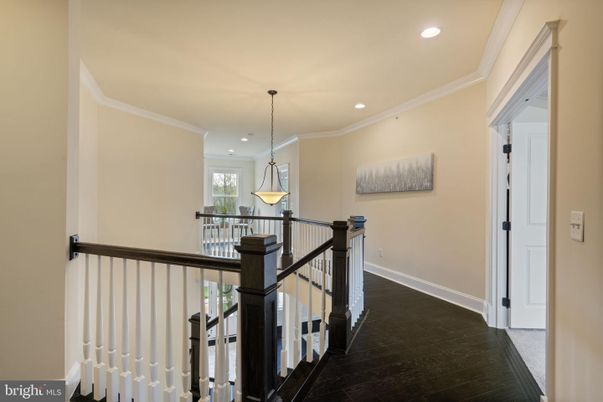 Interior, Pendant Lights, Recessed Lighting, Wood Texture Flooring