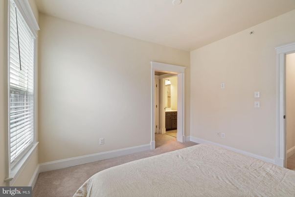 Bathroom, Empty room, Interior
