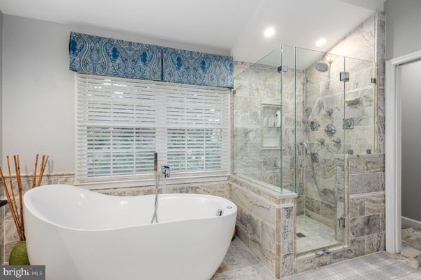 Bathroom, Free Standing Baths, Glass Shower, Interior, Recessed Lighting