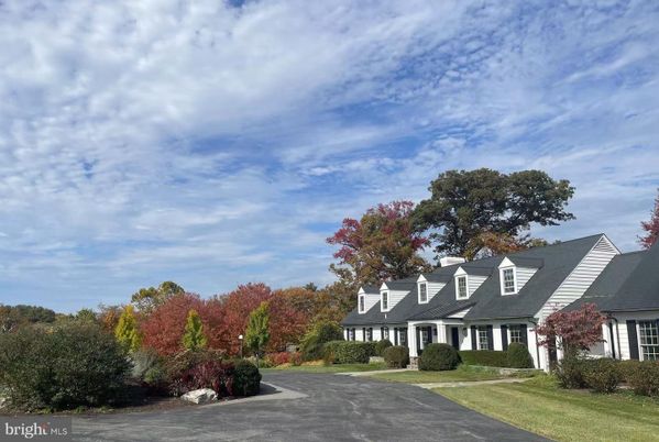Exterior, Facade, Cape Cod