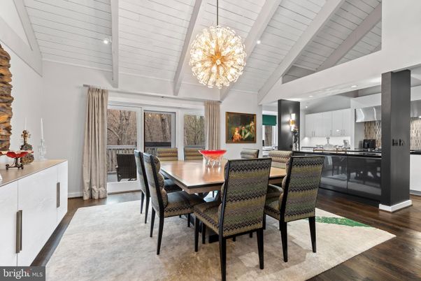 Chandelier, Dining room, Interior, Kitchen, Pendant Lights, Recessed Lighting, Wood Texture Flooring