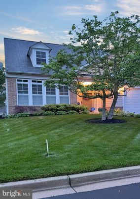 Exterior, Facade, Brick Facade, Cape Cod