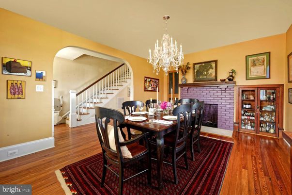 Chandelier, Dining room, Fireplace, Interior, Wood Texture Flooring