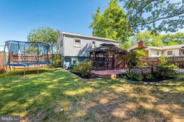 Backyard, Exterior, Playground