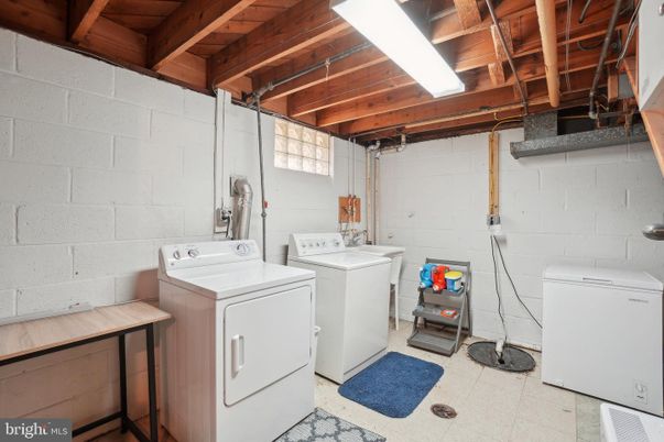 Interior, Stone Walls, Washer, Wooden Beams, Wooden Ceilings