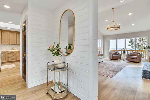Interior, Pendant Lights, Recessed Lighting, Wood Texture Flooring