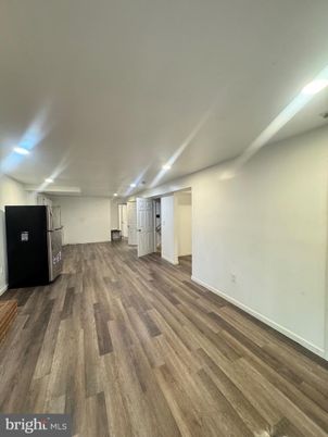 Empty room, Interior, Kitchen, Recessed Lighting, Wood Texture Flooring