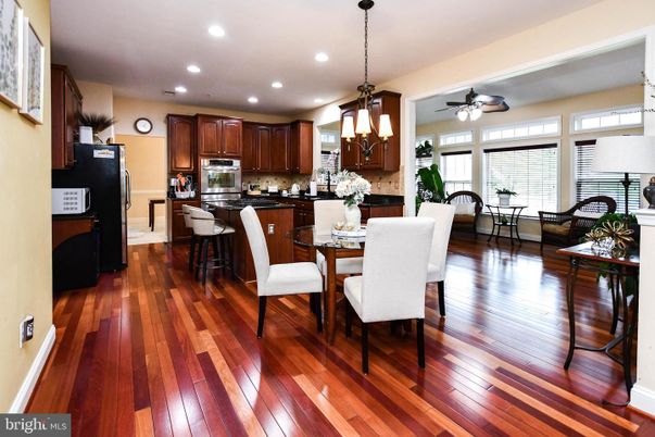 Dining room, Interior, Kitchen, Pendant Lights, Recessed Lighting, Wood Texture Flooring