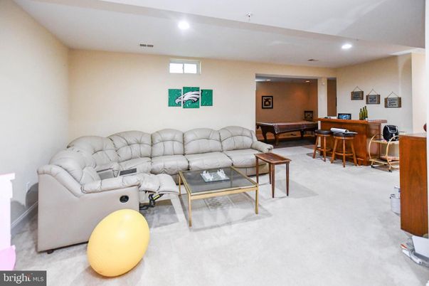 Game Room, Interior, Living room, Recessed Lighting
