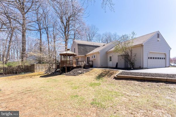 Backyard, Detached Garage, Exterior