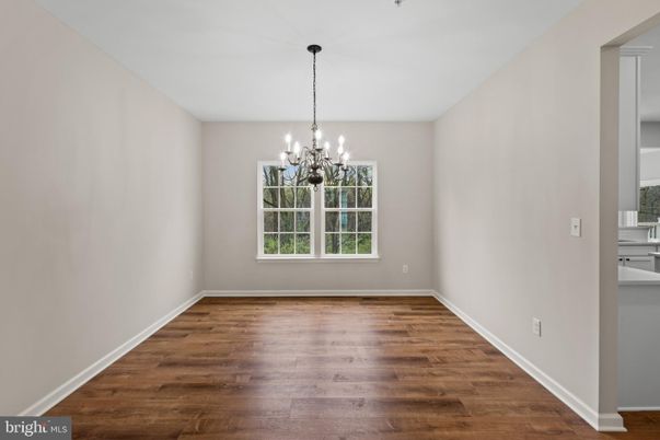 Chandelier, Empty room, Interior, Wood Texture Flooring