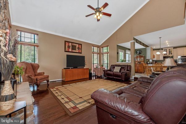 Interior, Kitchen, Living room, Pendant Lights, Recessed Lighting, Stainless Steel Appliances, Wood Texture Flooring