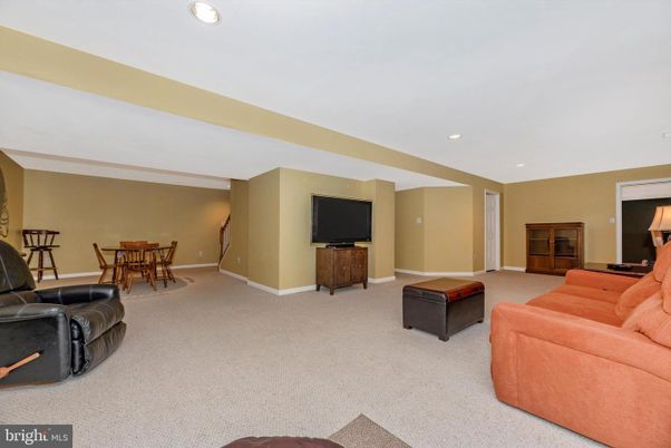 Dining room, Interior, Living room, Recessed Lighting