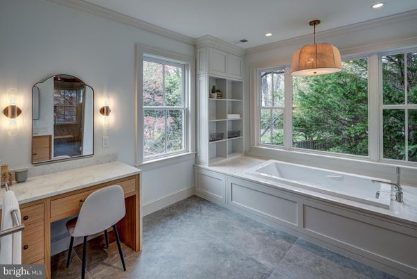 Bathroom, Interior, Pendant Lights, Recessed Lighting