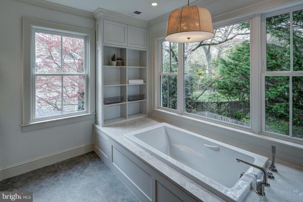 Bathroom, Interior, Pendant Lights, Recessed Lighting