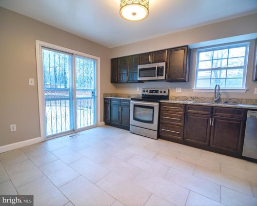 Interior, Kitchen, Stainless Steel Appliances