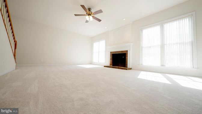 Empty room, Fireplace, Interior, Recessed Lighting