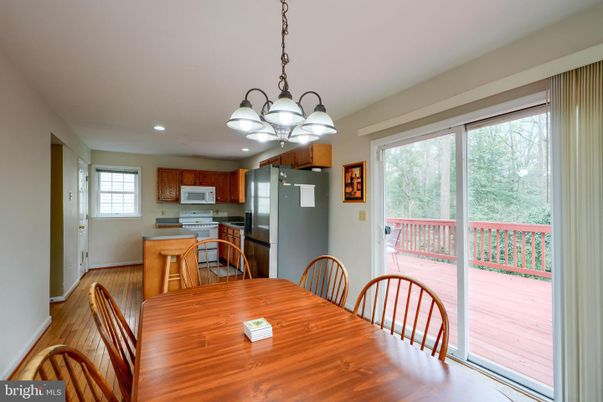 Chandelier, Dining room, Interior, Kitchen, Recessed Lighting, Wood Texture Flooring