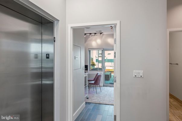 Elevator, Interior, Wood Texture Flooring