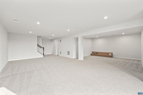 Empty room, Interior, Recessed Lighting