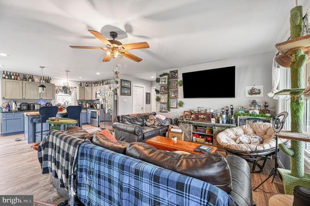 Interior, Kitchen, Living room, Pendant Lights, Recessed Lighting, Stainless Steel Appliances, Wood Texture Flooring