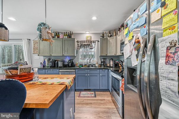 Interior, Kitchen, Pendant Lights, Recessed Lighting, Wood Texture Flooring